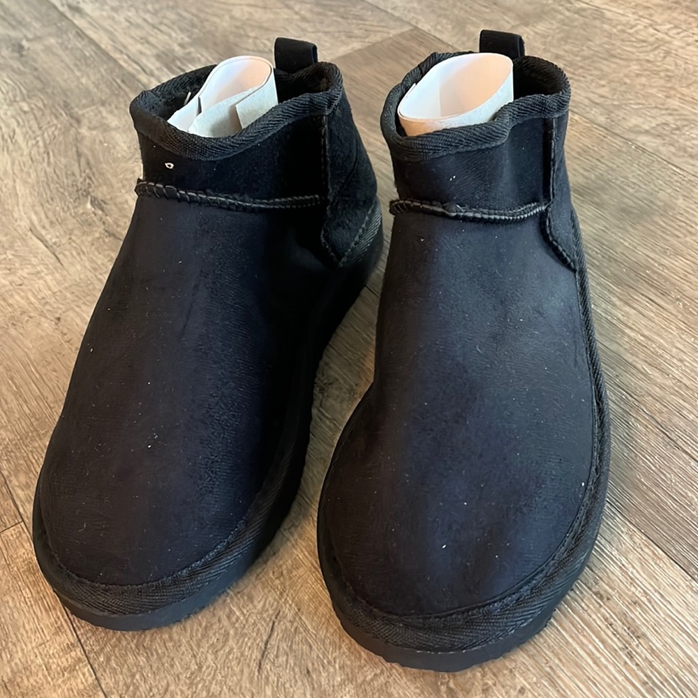 Faux suede ankle slippers boot